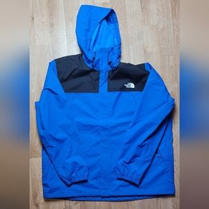 The North Face Men's Black and Blue Performance Jacket Size XXL